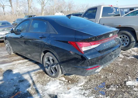 2023 Hyundai Elantra Sel z USA, uszkodzony, nr VIN KMHLS4AG2PU593742